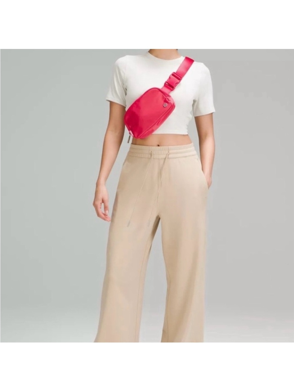 lululemon Everywhere Belt Bag in red